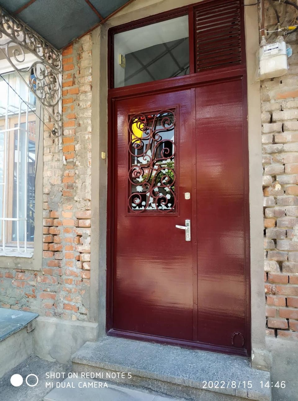 Facade/entrance