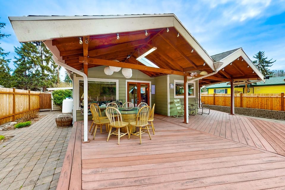 Cedar River Retreat House in Renton