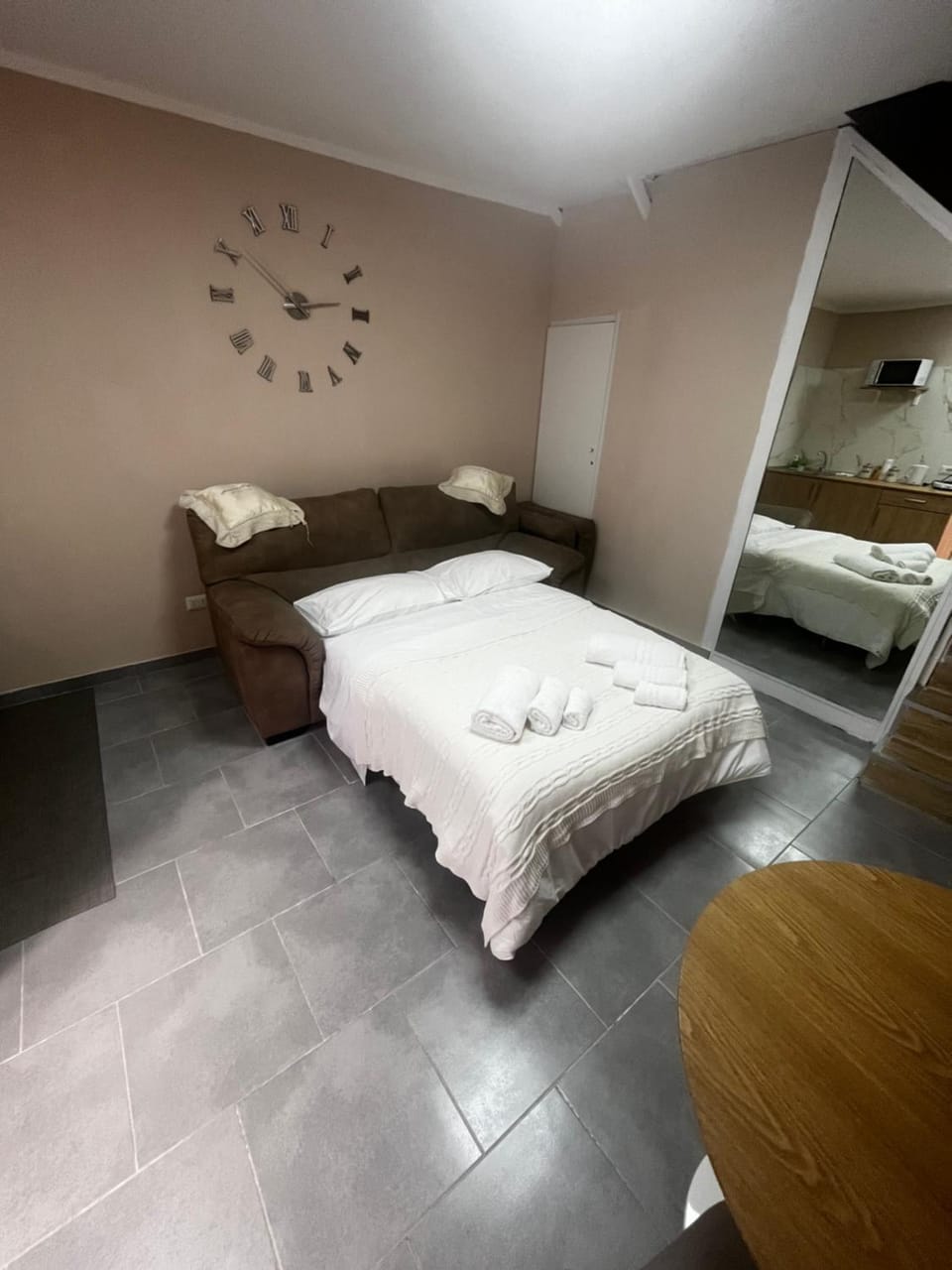 HOME OVERSIZE Apartment in Naples
