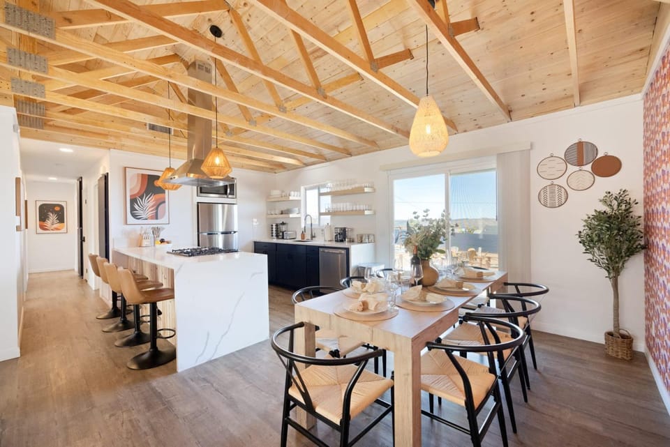 Mojave Midnight Oasis House in Joshua Tree