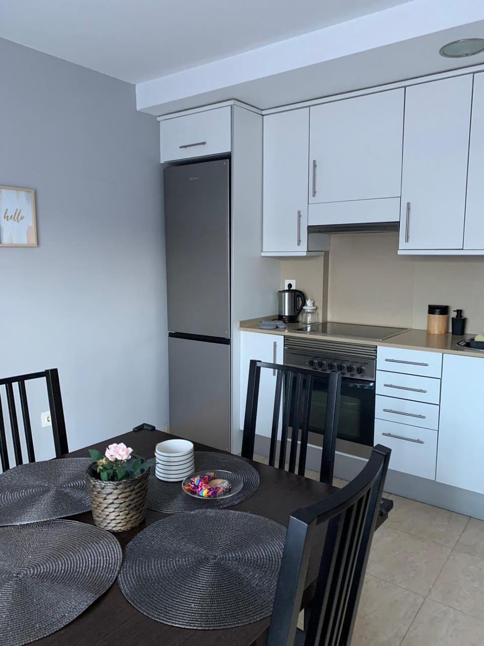 Kitchen or kitchenette, Dining area, pet friendly, stove