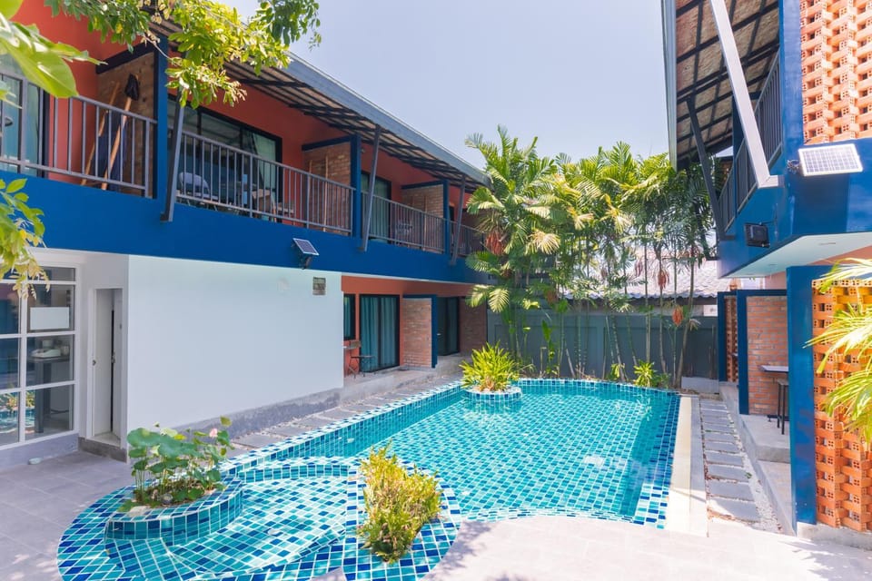 Swimming pool