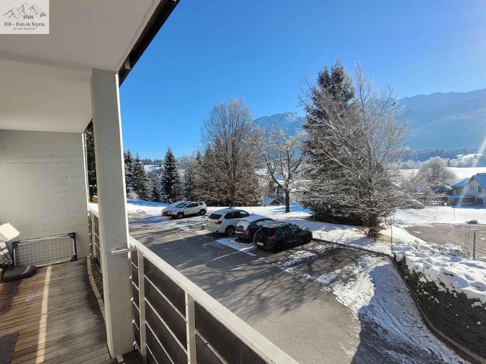Nearby landmark, Winter, Garden