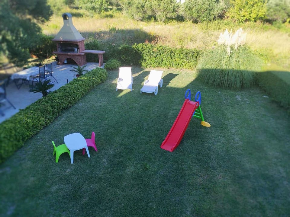 Summer, BBQ facilities, Garden