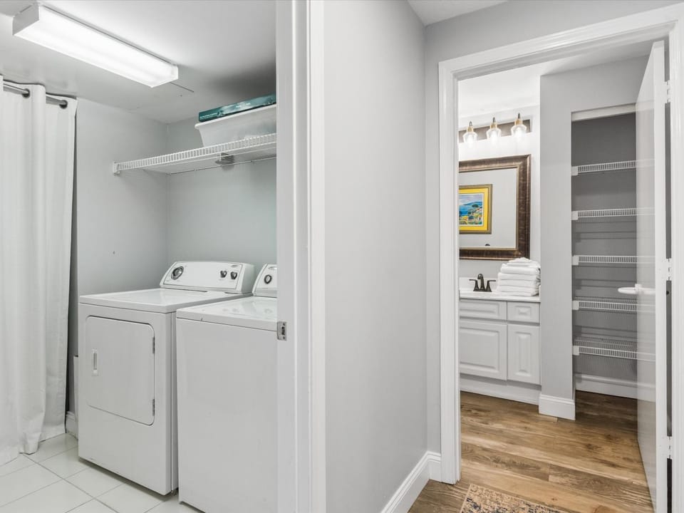 Bathroom, towels, laundry, washing machine, dryer
