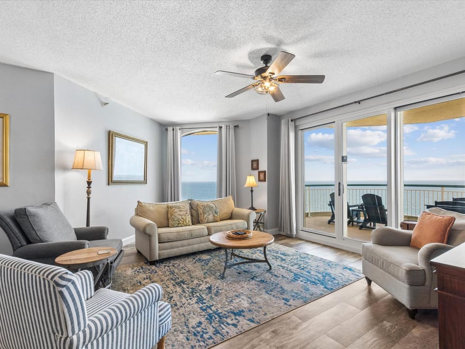 View (from property/room), Balcony/Terrace, Living room, Seating area, Sea view, furniture