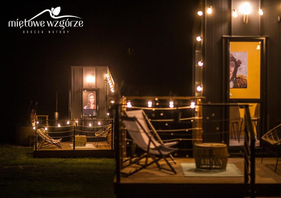 Night, Natural landscape, Seating area, sunbed