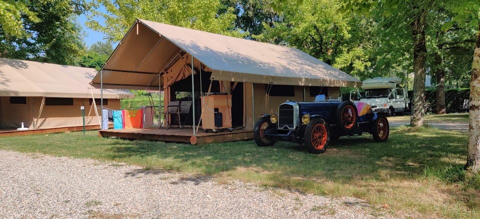 Camping Onlycamp L'Argenté Campground/ 
RV Resort in Occitanie