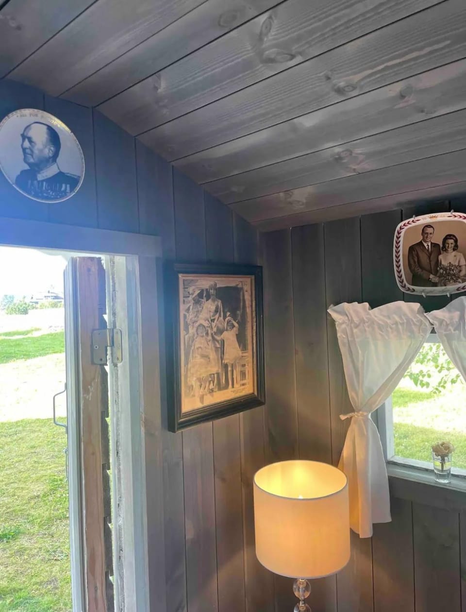 Veslestua - authentic Norwegian living House in Viken, Norway