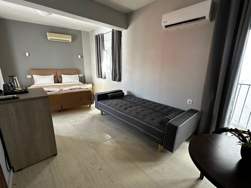 Skiathos Hills Studios Apartment hotel in Skiathos