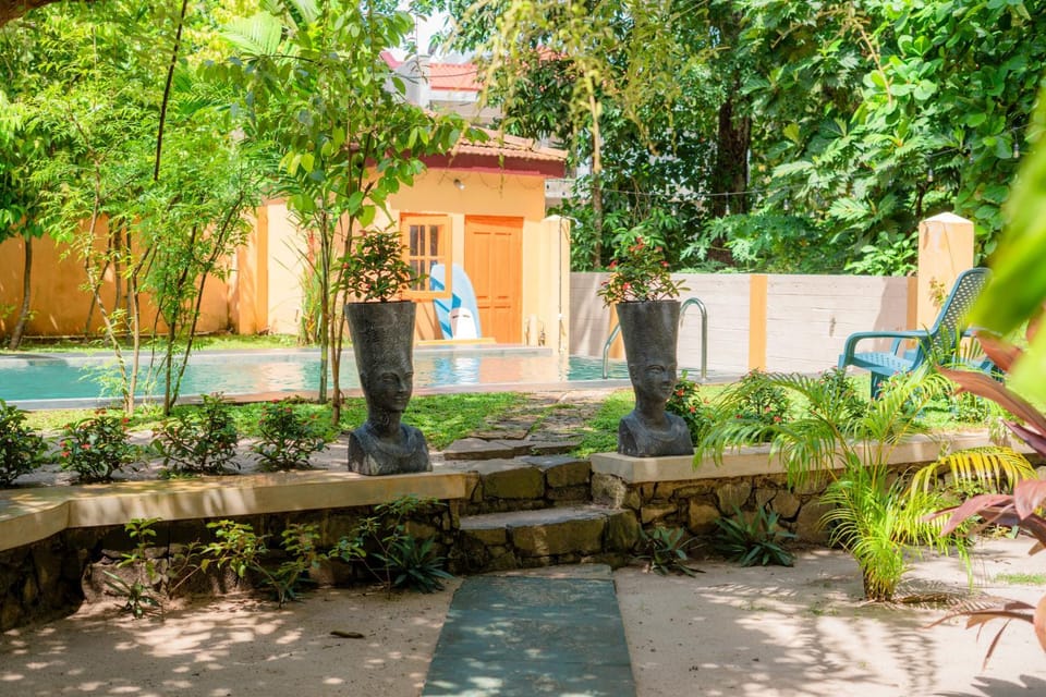 Day, Garden