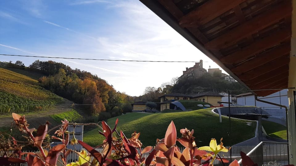 Ciabot delle Aie - Barolo Apartment in Liguria