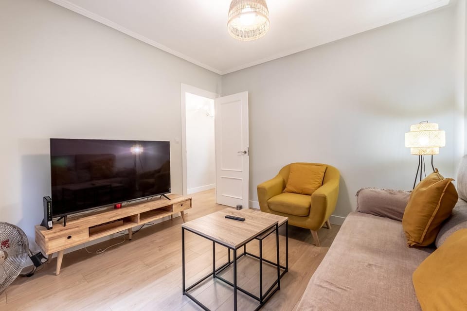 TV and multimedia, Lounge or bar