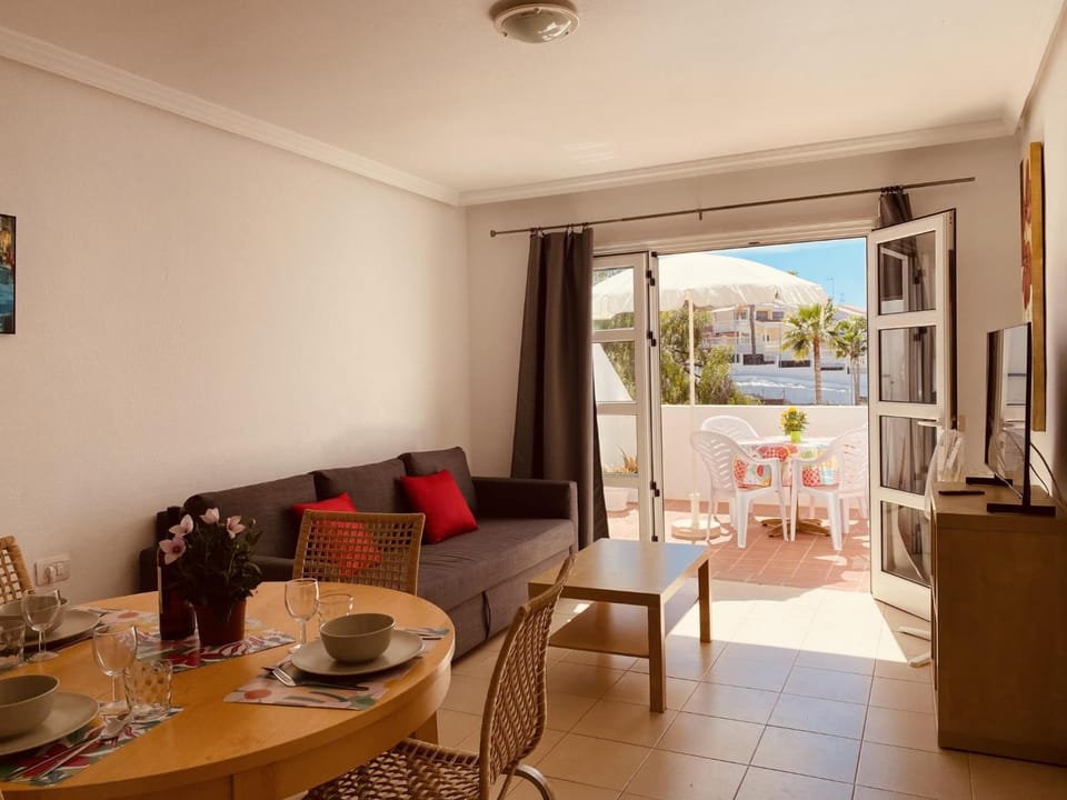 Balcony/Terrace, Living room, Dining area