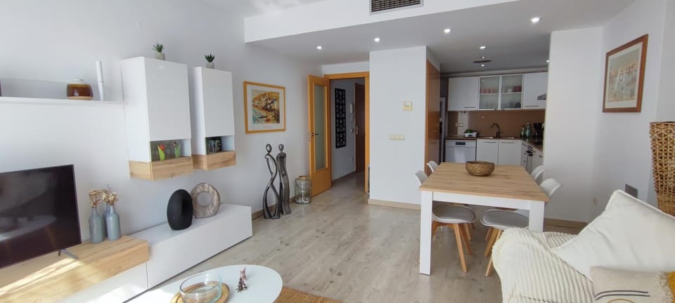Kitchen or kitchenette, Living room, Dining area