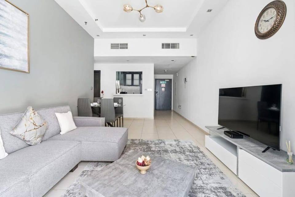 StoneTree - SkyView Tower 1 BR - Best Location Apartment in Dubai