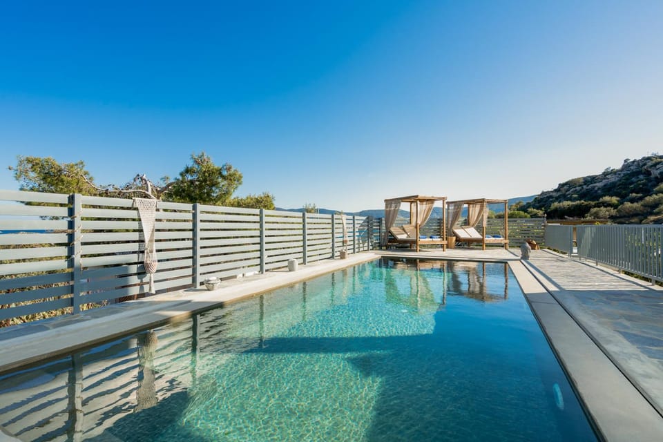 Natural landscape, Mountain view, Swimming pool