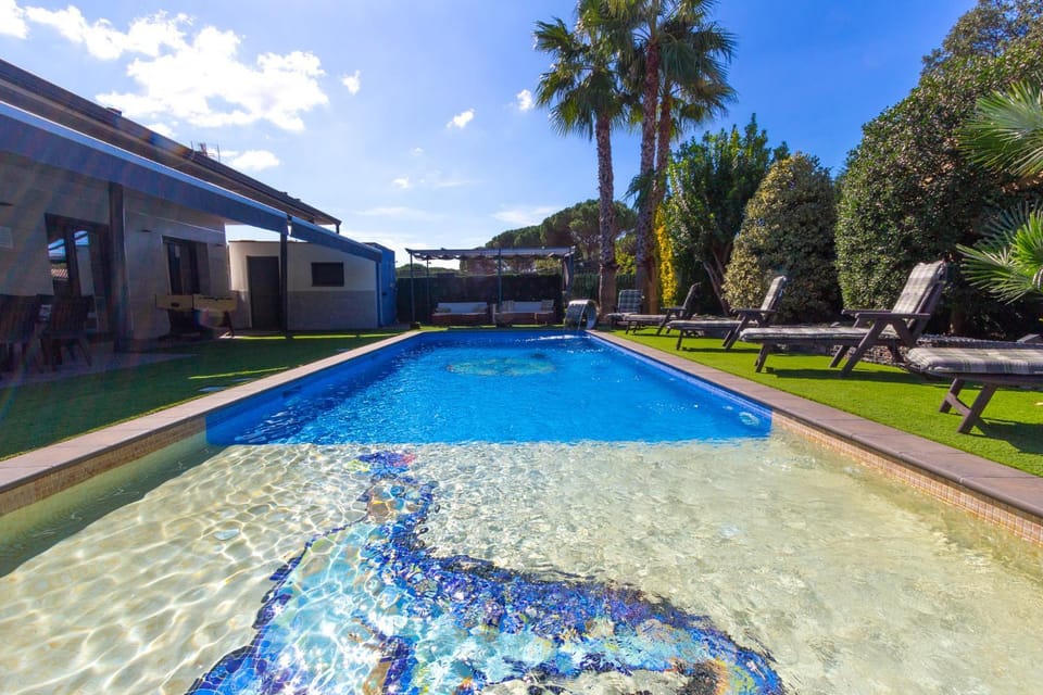 Catalunya Casas Modern Vacation Paradise 'Villa Ainmi' on the Costa Brava! Villa in Selva