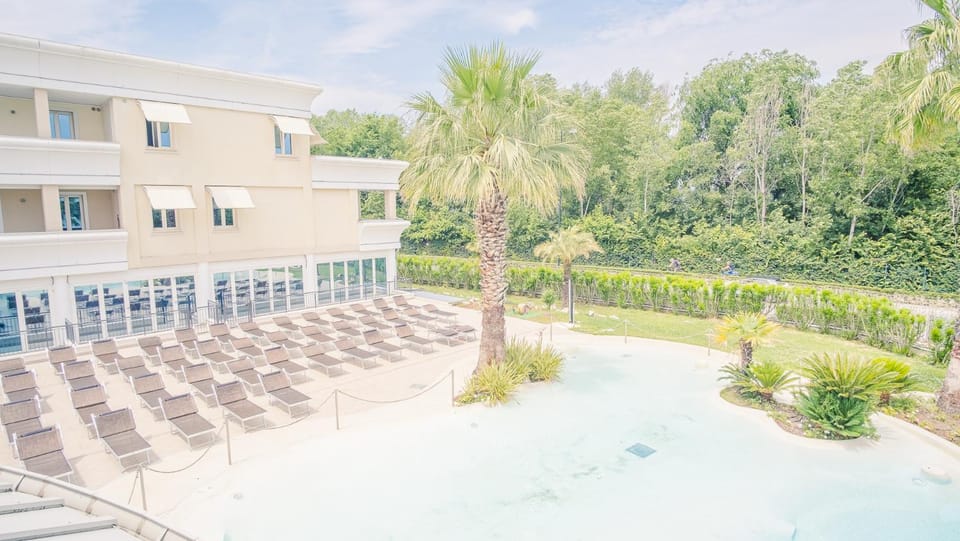 Property building, Swimming pool