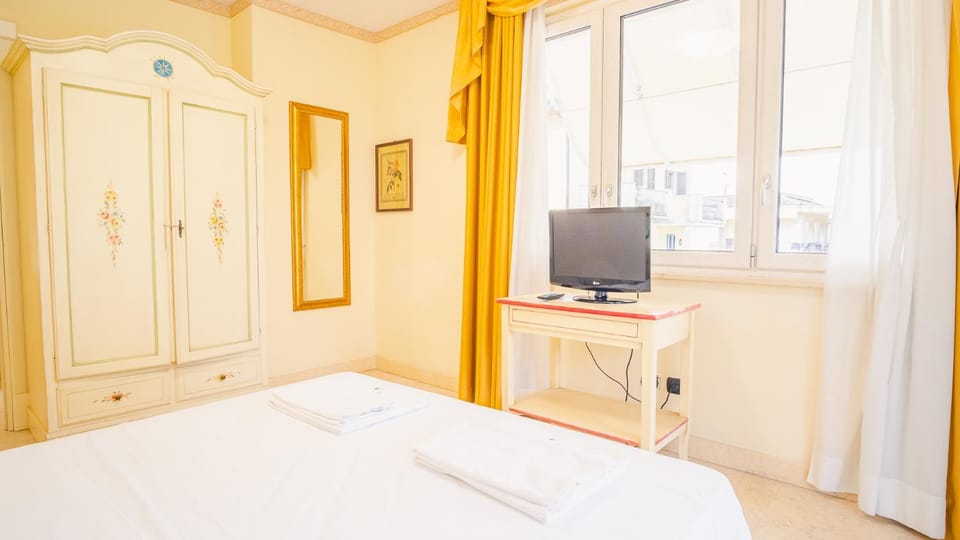 TV and multimedia, Bedroom