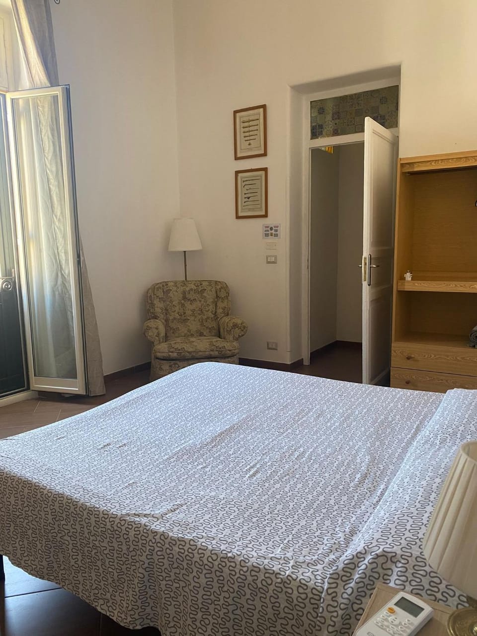 Bedroom, wardrobe