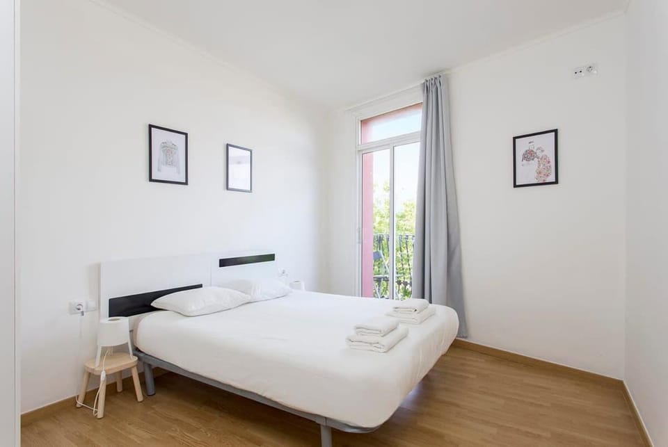 The Collection Barcelona - Sunny 3BD only for Families in Poblenou next to the sea! Apartment in Barcelona