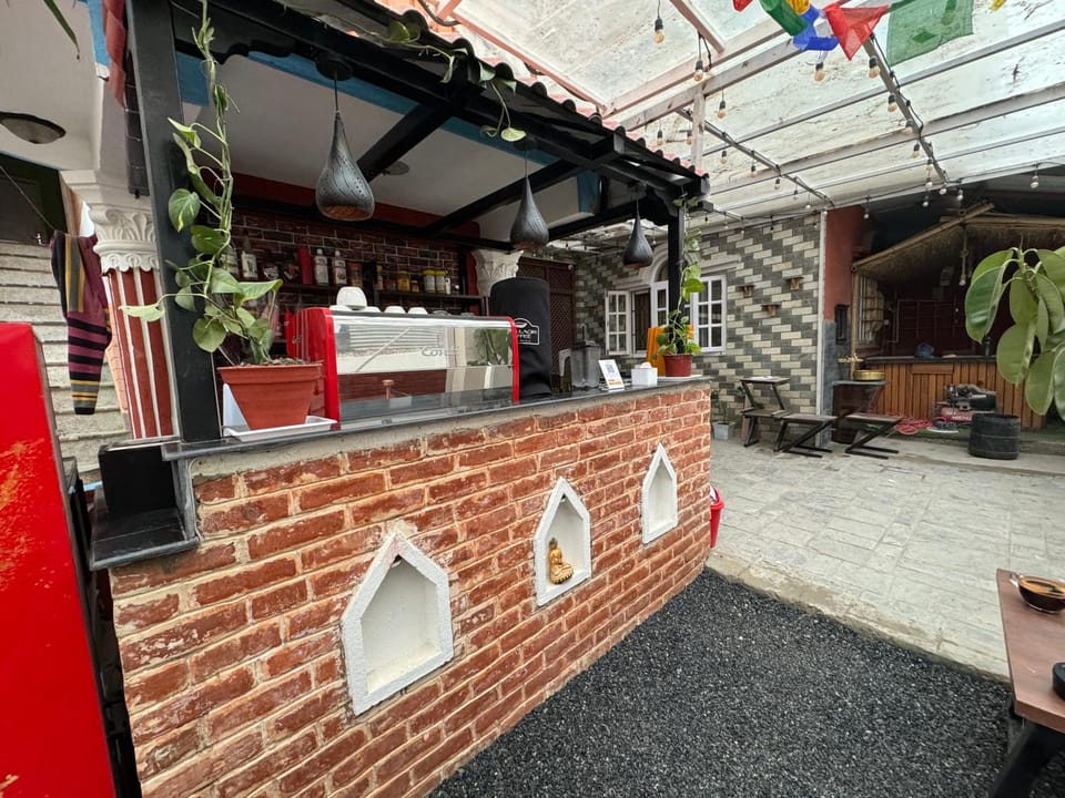 Restaurant/places to eat, Garden, Garden view, Garden view