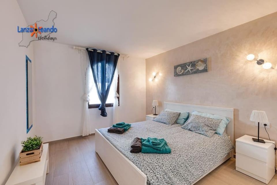 Vivienda Vacacional Papillon Apartment in Costa Teguise
