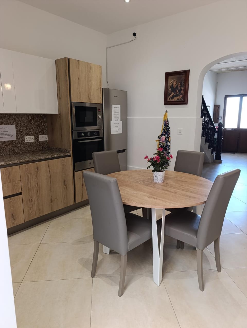 Kitchen or kitchenette, Dining area, dishwasher, oven, stove