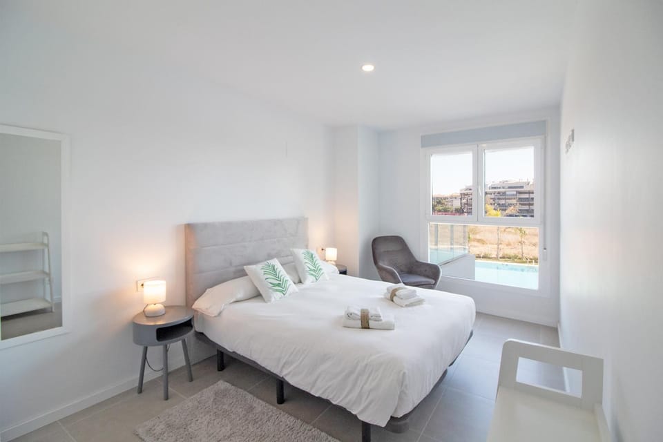 Bed, Bedroom