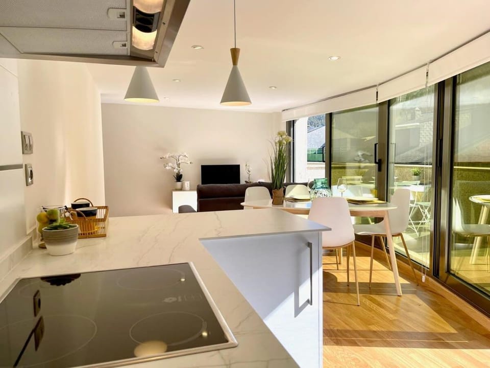 The Cliffs - Montmar Apartment in Viveiro