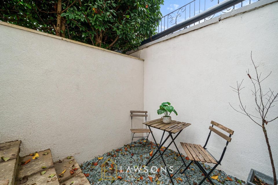 Patio, Balcony/Terrace