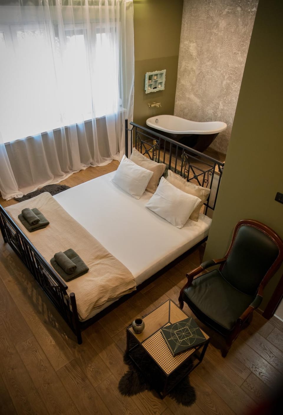 Photo of the whole room