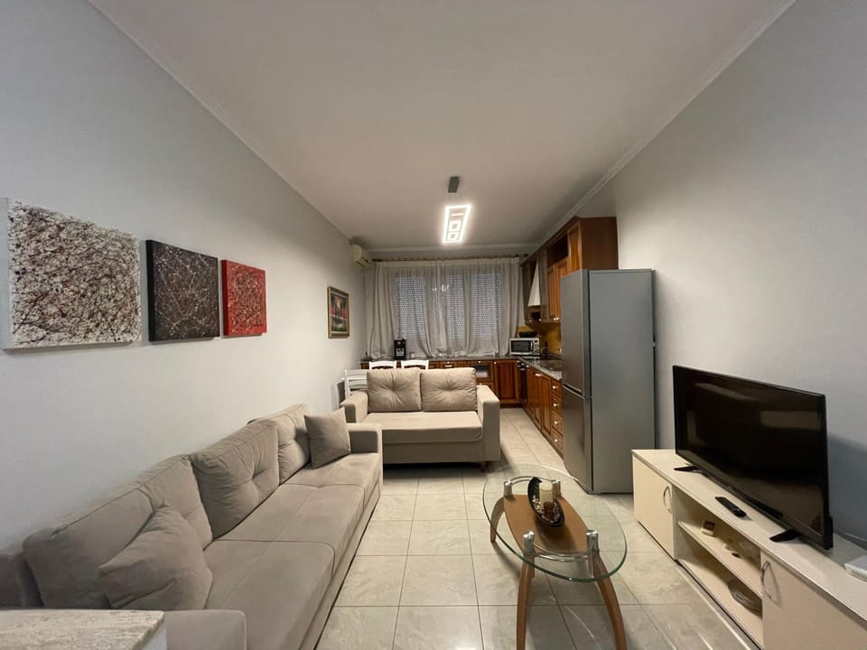 Communal lounge/ TV room, TV and multimedia, Living room