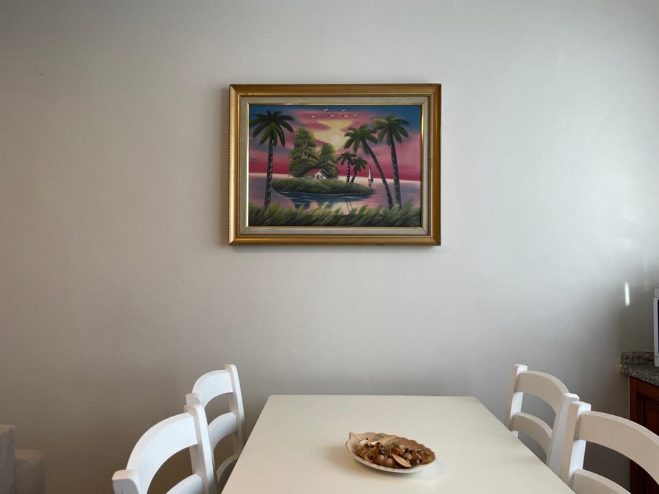 Decorative detail, Dining area