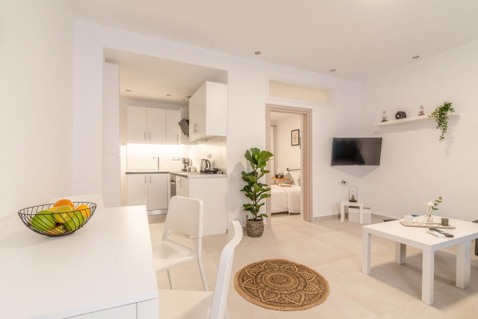 Stylish & relax flat for friends & couples Apartment in Heraklion