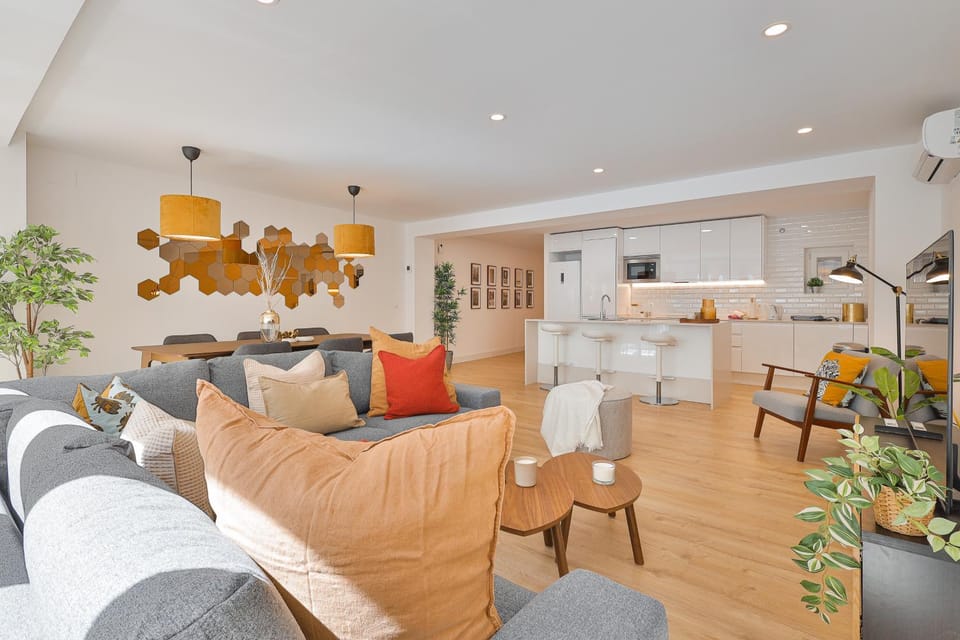 Kitchen or kitchenette, Living room, Seating area