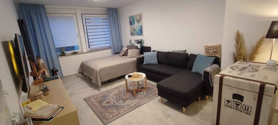 Living room, Bedroom