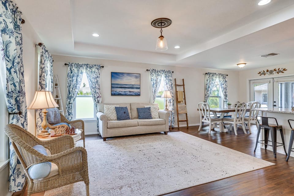 Fairways & MLB Fun! Poolside Haven in Lehigh Acres House in Lehigh Acres
