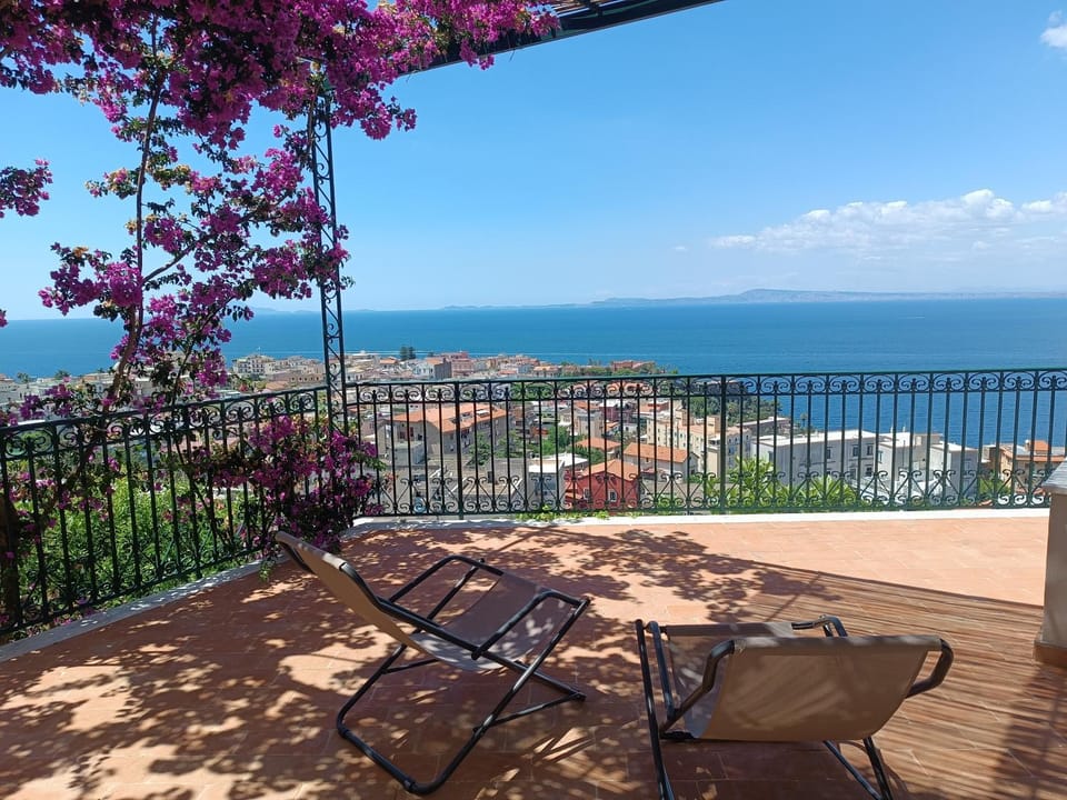 Patio, View (from property/room), Balcony/Terrace, Sea view
