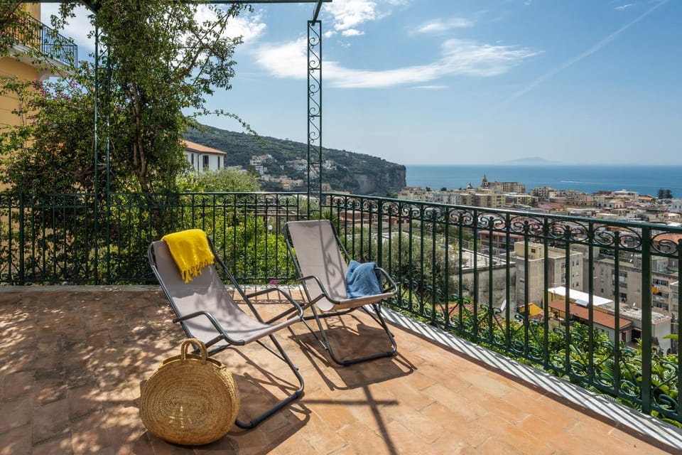 Day, Natural landscape, Balcony/Terrace, Balcony/Terrace, Mountain view, Sea view