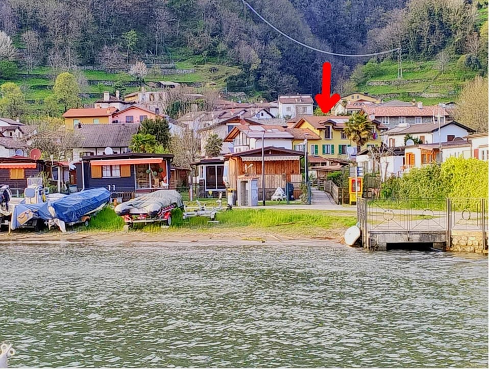 Casa Mimosa - appartamento vacanze sul Lago di Como Apartment in Canton of Grisons