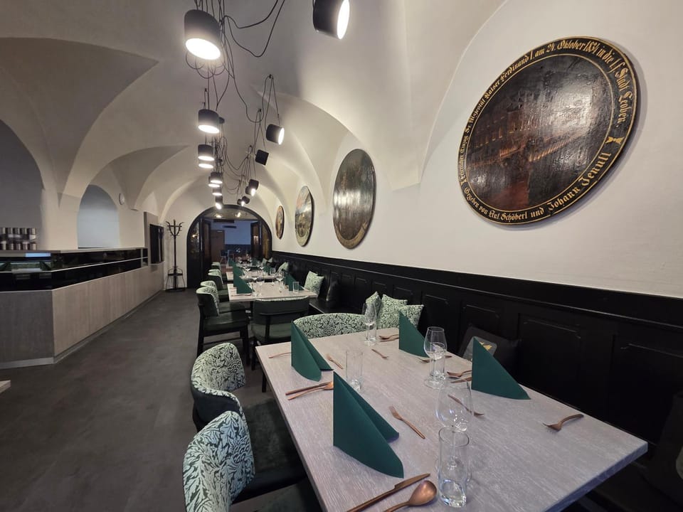 Restaurant/places to eat, Food, Lunch, Dinner