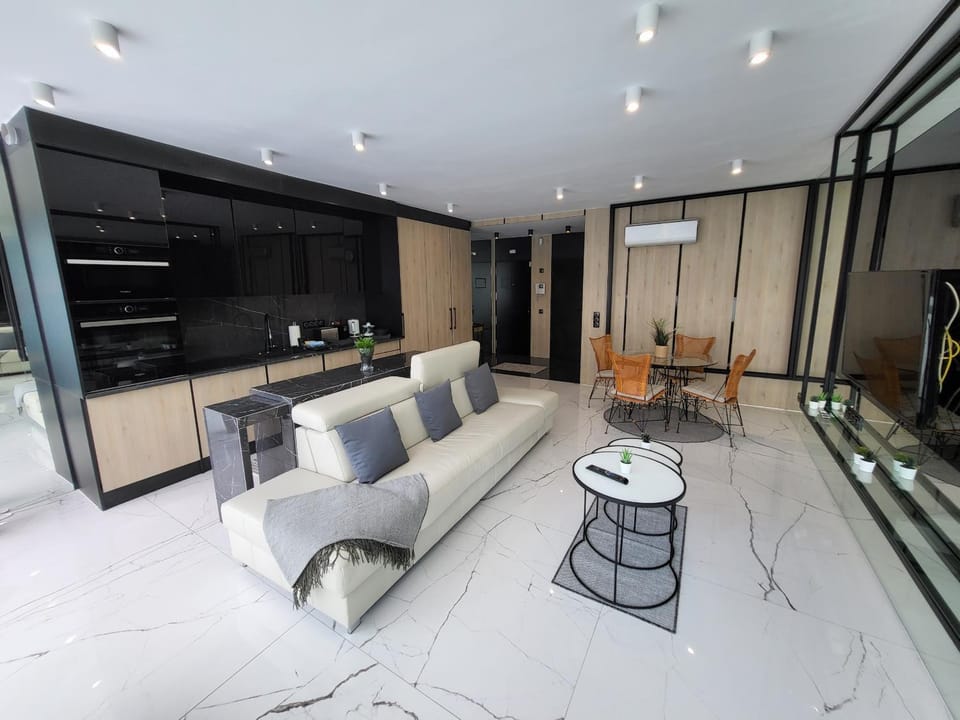 Sea View Luxury Apartment - Playa del Duque Apartment in Costa Adeje