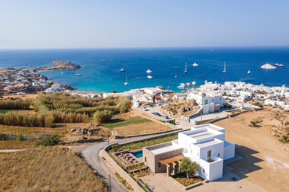 Casa del Lupo Villa in Decentralized Administration of the Aegean