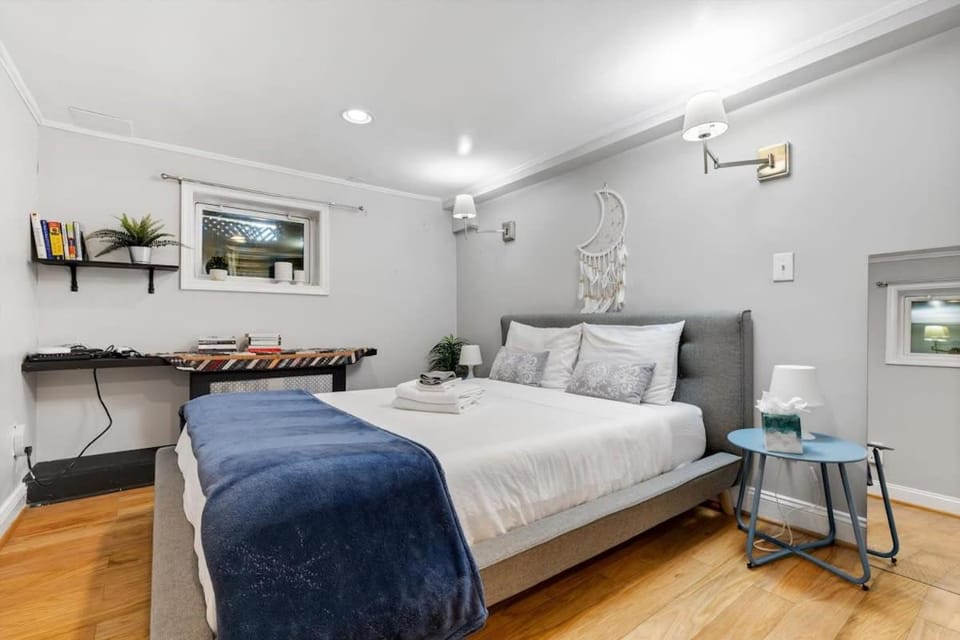 Entire 1-BR Apt in NoMa Eckington Apartment in District of Columbia