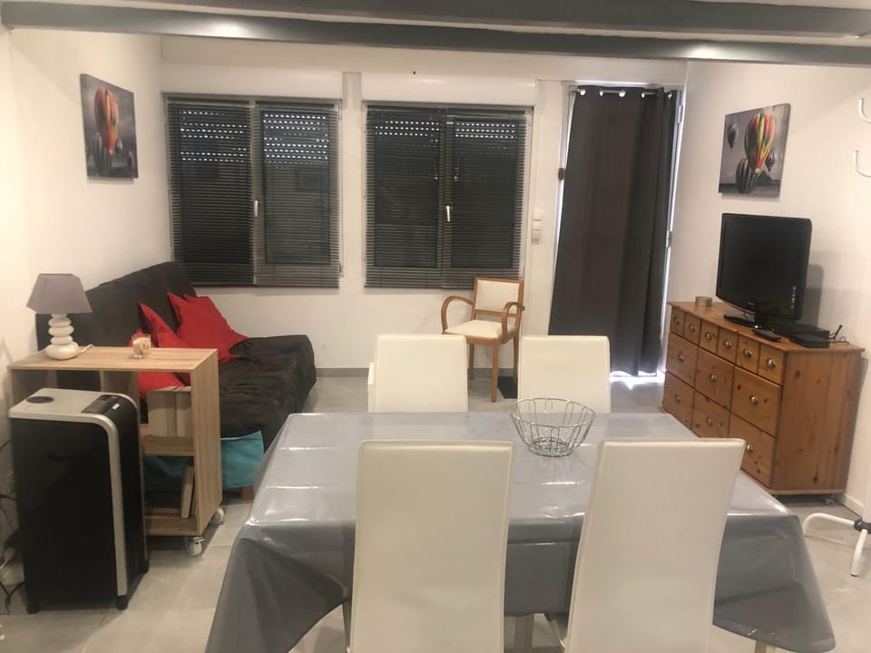 L appart d Ange 2 idealement situe 47m2 entre le port et le village Apartment in Gruissan