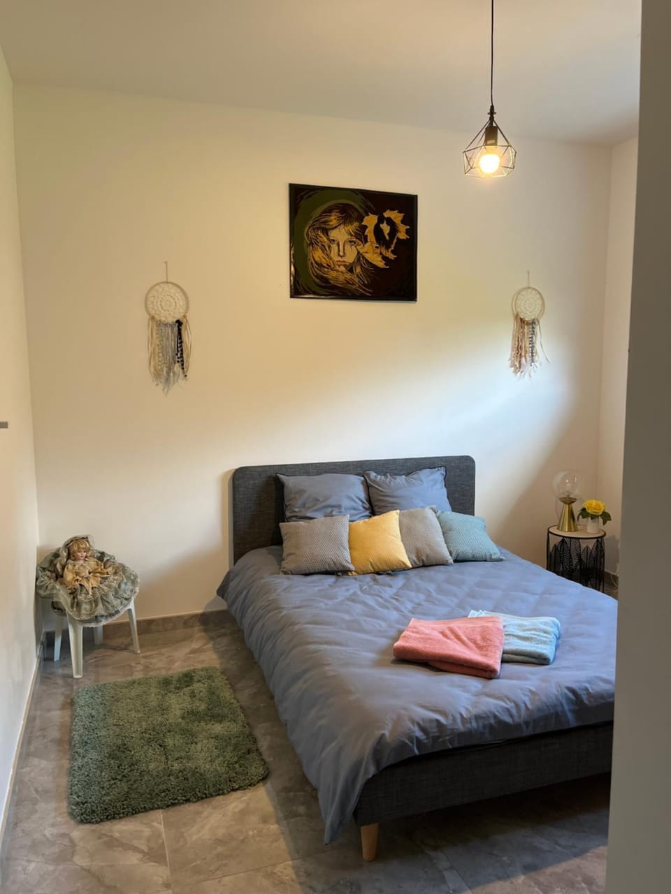 Photo of the whole room
