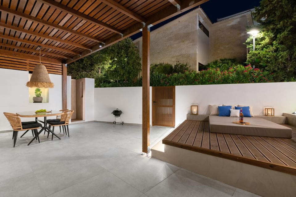 Patio, Seating area, Dining area