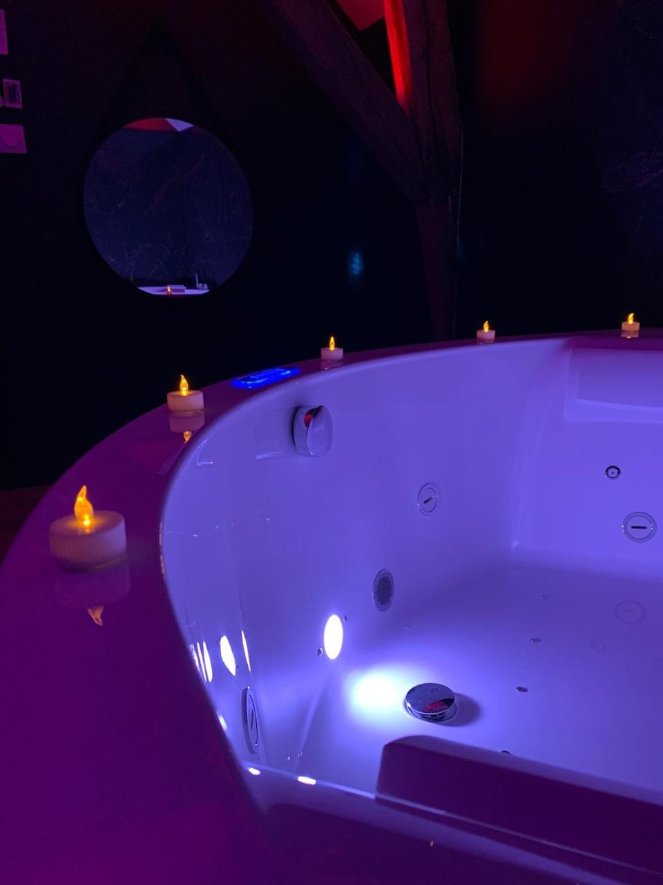 Hot Tub, Bath
